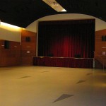 Intérieur espace culturel Charles Poëtte Holnon